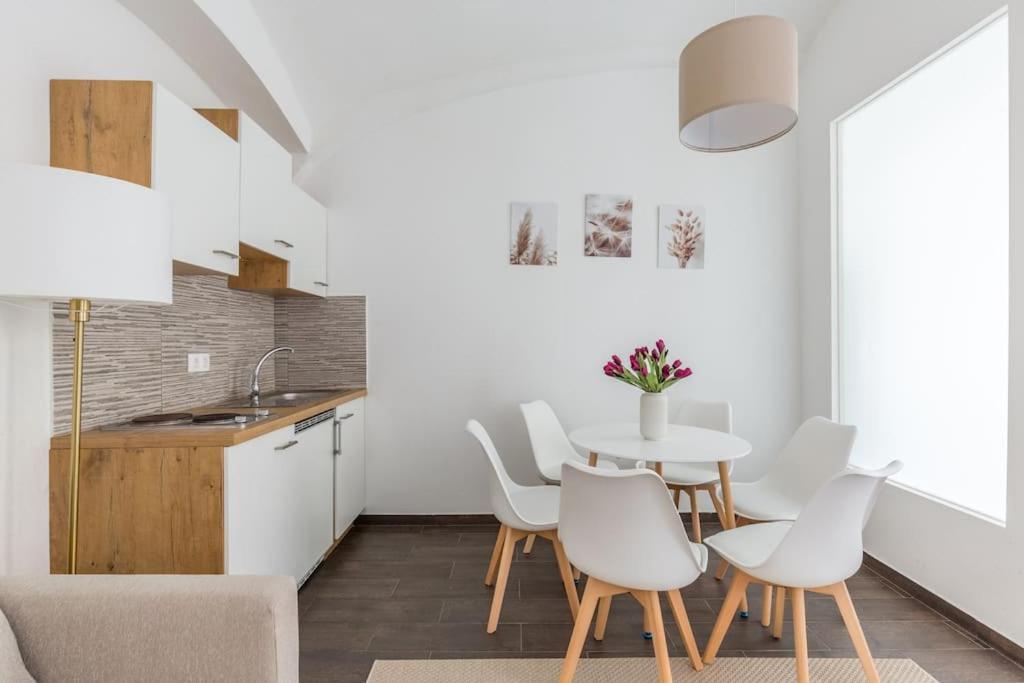 Appartement Free Parking I 500 Mbit Wifi I Kingsize Bed à Vienne Extérieur photo